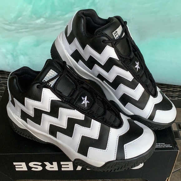 CONVERSE VLTG MID BLACK/WHITE/BLACK WMNS - Picture 1 of 15